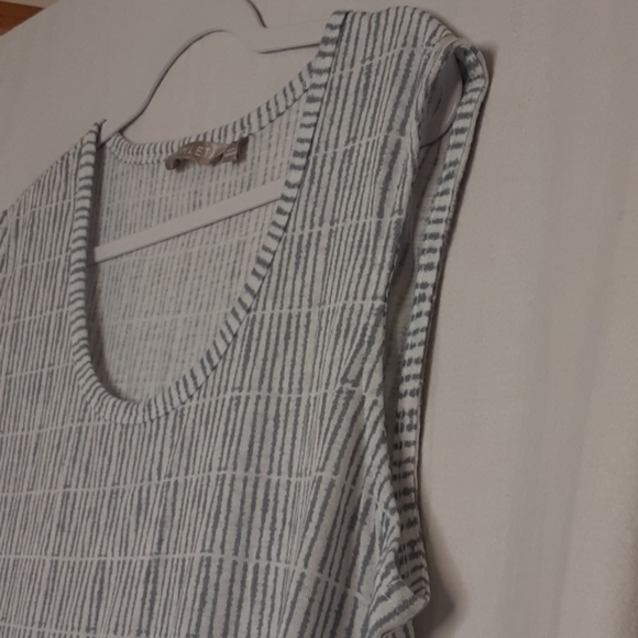 Athleta High Low Hem Striped Muscle Tank - Picture 6 of 8